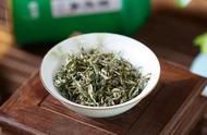 庐山云雾茶与贵定云雾茶：一芽一叶与浓郁茶香的对比